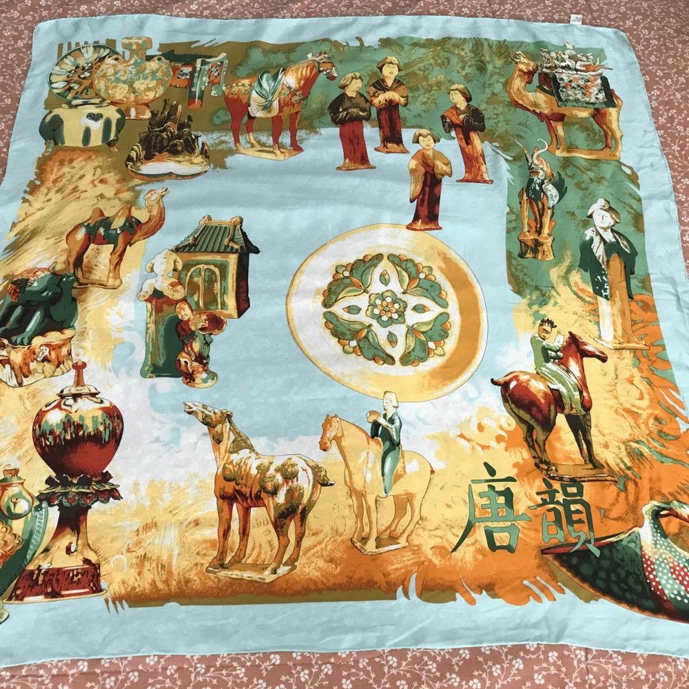 Pure Chinese Silk Scarf - by Sheng Ren - Picture 7 of 7